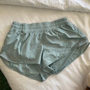 Lululemon hotty hot shorts seafoam green 2.5 in